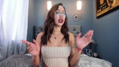Snapshot of scarlett_buttock chatting on October 2025 04:41:01 PM Scarlett online show from October 2025 04:41:01 PM