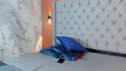 Mariana online show from October 2025 04:18:02 AM