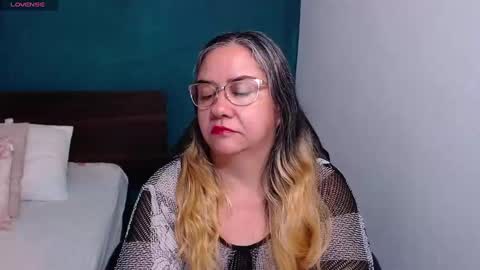 Scarlett  online show from September 2025 11:39:02 PM