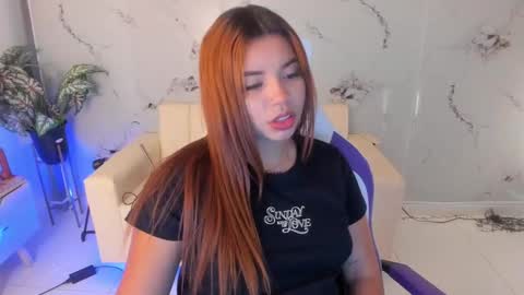 scarlett_enjoy1 online show from September 2025 01:16:01 PM