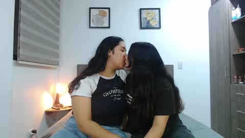 Snapshot of scarlett_evance chatting on April 2026 02:27:02 AM Scarlett and Jazmin online show from April 2026 02:27:02 AM