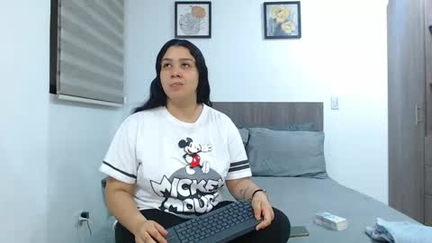 Snapshot of scarlett_evance chatting on April 2026 07:36:02 AM Scarlett and Jazmin online show from April 2026 07:36:02 AM