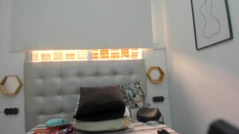 Snapshot of scarlett_fox20 chatting on January 2025 05:39:01 PM scarlett_fox20 online show from January 2025 05:39:01 PM