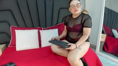 Snapshot of scarlett_monroe_1 chatting on October 2025 11:40:01 AM scarlett_monroe_1 online show from October 2025 11:40:01 AM