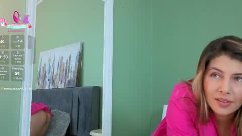 Snapshot of scarlett_moore_ chatting on May 2026 07:04:01 PM Scarlett online show from May 2026 07:04:01 PM