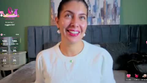 Snapshot of scarlett_moore_ chatting on June 2026 04:06:01 PM Scarlett online show from June 2026 04:06:01 PM