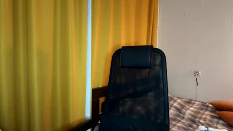 Snapshot of scarlett_mur chatting on June 2026 01:43:02 AM Scarlett online show from June 2026 01:43:02 AM