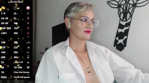 Scarlett online show from January 2025 11:51:01 PM