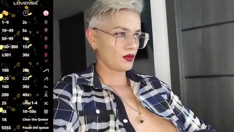 Scarlett online show from February 2025 11:21:02 PM