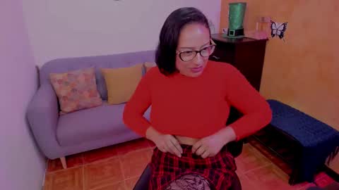 Scarlett sax online show from October 2025 01:38:01 AM