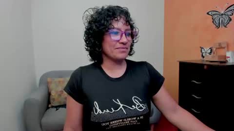 Snapshot of scarlett_sax chatting on June 2026 08:41:02 PM Scarlett sax online show from June 2026 08:41:02 PM