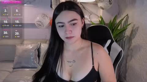 Scarlett online show from October 2025 12:51:01 PM