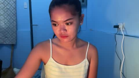 Snapshot of scarlett_snow0 chatting on September 2025 12:10:02 AM Scarlett online show from September 2025 12:10:02 AM