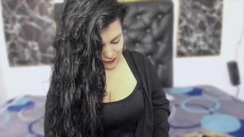 Scarlett online show from November 2025 02:05:01 PM