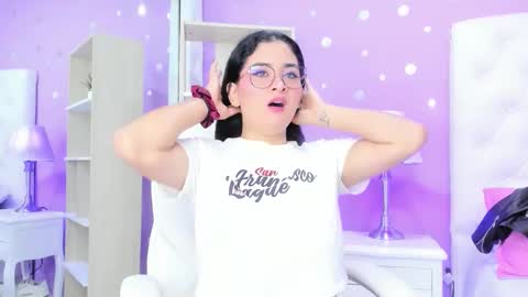 Scarlette  online show from November 2025 03:18:02 AM