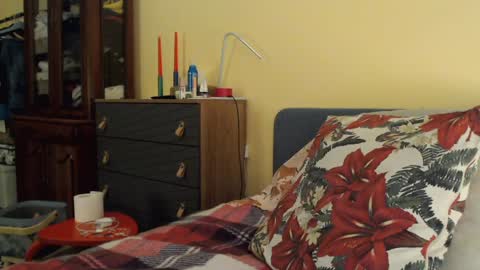 Snapshot of scarlettford chatting on December 2024 03:16:02 PM Scarlett online show from December 2024 03:16:02 PM