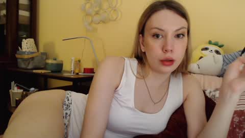 Snapshot of scarlettford chatting on February 2025 04:25:01 PM Scarlett online show from February 2025 04:25:01 PM