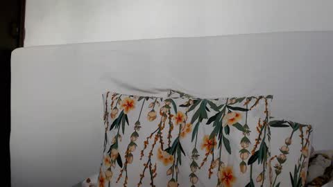 Snapshot of scarlettford chatting on October 2025 12:24:02 PM Scarlett online show from October 2025 12:24:02 PM