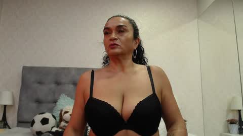 Snapshot of scarlettgreen_ chatting on June 2026 10:20:01 AM Scartt online show from June 2026 10:20:01 AM