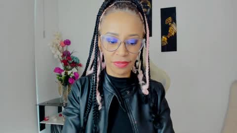 Scarlett online show from February 2025 10:10:02 PM