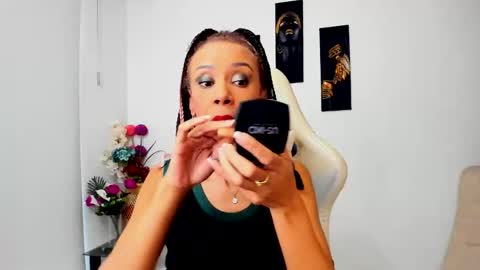 Scarlett online show from March 2025 08:48:01 PM