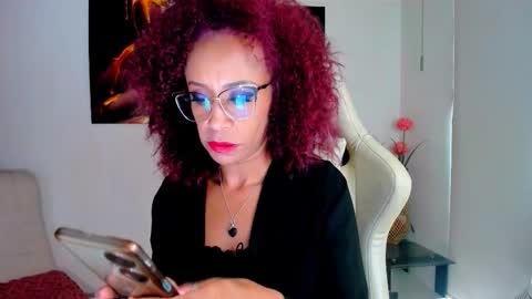 Scarlett online show from October 2025 10:10:01 PM