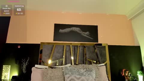 scarlettorres online show from February 2026 07:00:02 PM