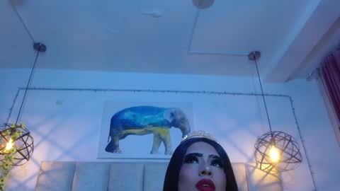 Snapshot of scarlettqueencs chatting on November 2025 04:44:01 AM Scarlett online show from November 2025 04:44:01 AM