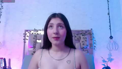 Scarlet online show from October 2025 11:52:02 AM