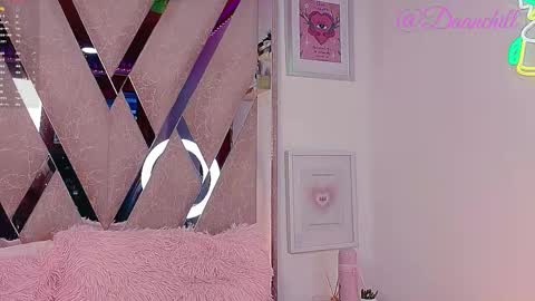 Scarlett  online show from September 2025 12:06:01 PM