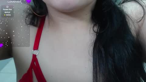 Scarlett  online show from December 2025 09:00:01 PM