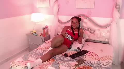 scarletttoush online show from May 2026 03:58:01 AM