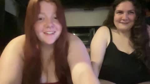 Snapshot of scarletttsinner chatting on March 2026 03:09:01 AM scarletttsinner online show from March 2026 03:09:01 AM