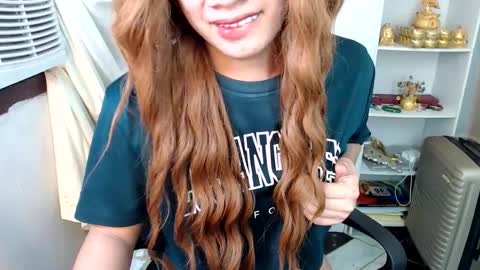 Snapshot of scarletxxxx chatting on December 2024 12:28:02 PM Queen Scarlet online show from December 2024 12:28:02 PM