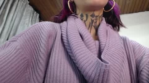 Snapshot of scarllett_bdsm chatting on April 2026 05:56:02 AM Scarllett online show from April 2026 05:56:02 AM