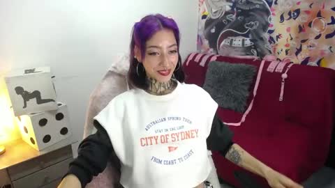 Snapshot of scarllett_bdsm chatting on April 2026 07:45:01 AM Scarllett online show from April 2026 07:45:01 AM