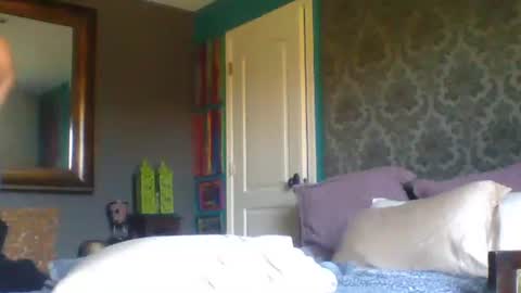 Snapshot of scarredhearted chatting on October 2025 01:32:01 PM scarredhearted online show from October 2025 01:32:01 PM