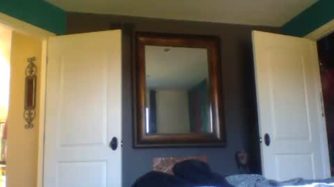 Snapshot of scarredhearted chatting on October 2025 02:56:02 PM scarredhearted online show from October 2025 02:56:02 PM