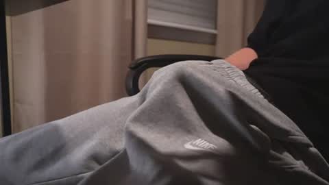 Skinny College Boy online show from June 2026 06:07:01 AM
