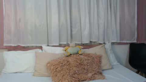 SCARLET online show from November 2025 12:15:02 PM