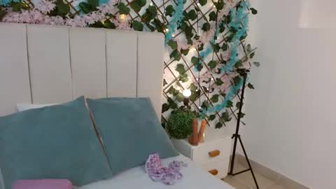 SCARLET online show from November 2025 11:32:02 AM