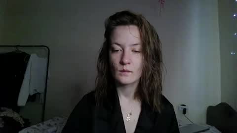 Snapshot of scented_elsa chatting on February 2026 07:18:02 AM Elsa online show from February 2026 07:18:02 AM