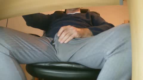 Fritz Schluepper online show from February 2025 07:11:01 PM