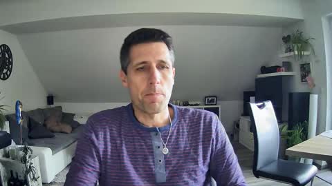 Snapshot of schnuckigeil chatting on February 2026 03:08:02 PM Dildomen online show from February 2026 03:08:02 PM