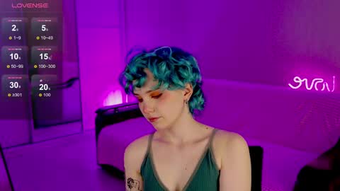 Snapshot of school_love chatting on February 2025 01:03:02 PM Rina online show from February 2025 01:03:02 PM