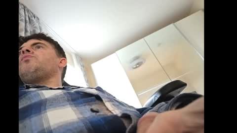 Snapshot of schosch01 chatting on February 2025 01:53:02 PM schosch01 online show from February 2025 01:53:02 PM