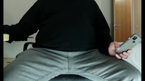 Snapshot of schwanz2023 chatting on March 2025 08:07:02 PM Mick online show from March 2025 08:07:02 PM