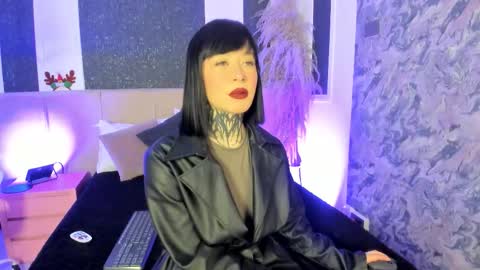 Snapshot of scolw chatting on December 2025 12:21:02 PM Scolw online show from December 2025 12:21:02 PM