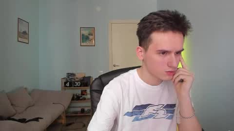 Thomas brunette and Alex blond online show from March 2025 07:10:01 AM