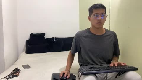 Snapshot of scorpiondark11 chatting on April 2026 01:21:01 AM DarkScorpion online show from April 2026 01:21:01 AM